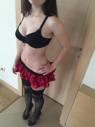 Kurtköy Lolita Escort Bayan Esma